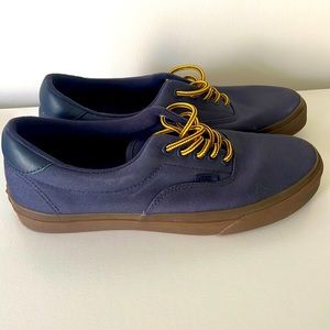 Vans - Navy Blue, Gum size 10